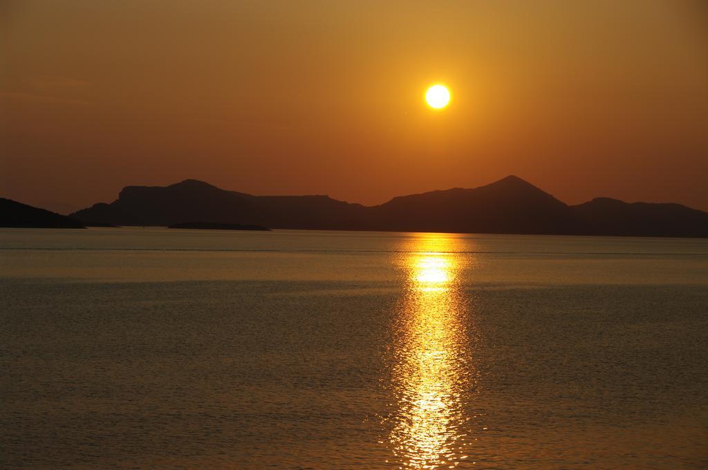 Sunset Apartments スラノ エクステリア 写真